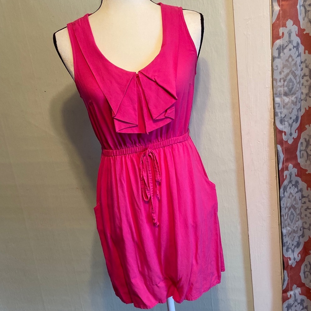 3/$25 BeBop M hot pink sleeveless dress w/Pockets
